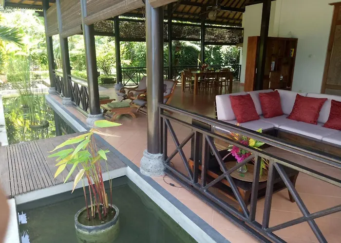 Villa Elina Lovina Beach
